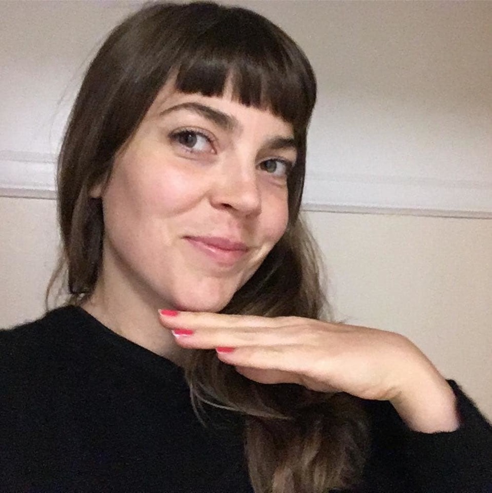 Meet your Posher, Delphine